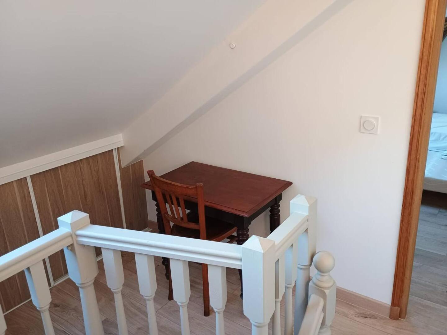 Domaine De Charme Au Coeur D'Orleans Classe 3 Etoiles - Bords De Loire - 21 Couchages Avec Parkings Prives Екстериор снимка